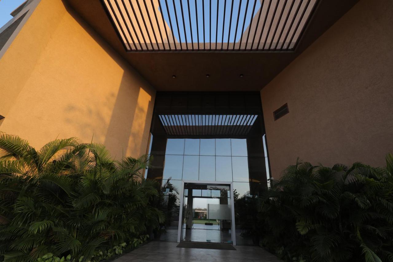Hotel Club Heaven Palanpur Exteriér fotografie