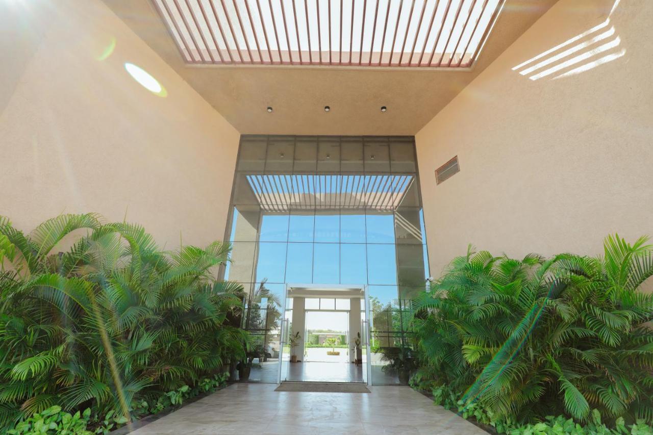 Hotel Club Heaven Palanpur Exteriér fotografie