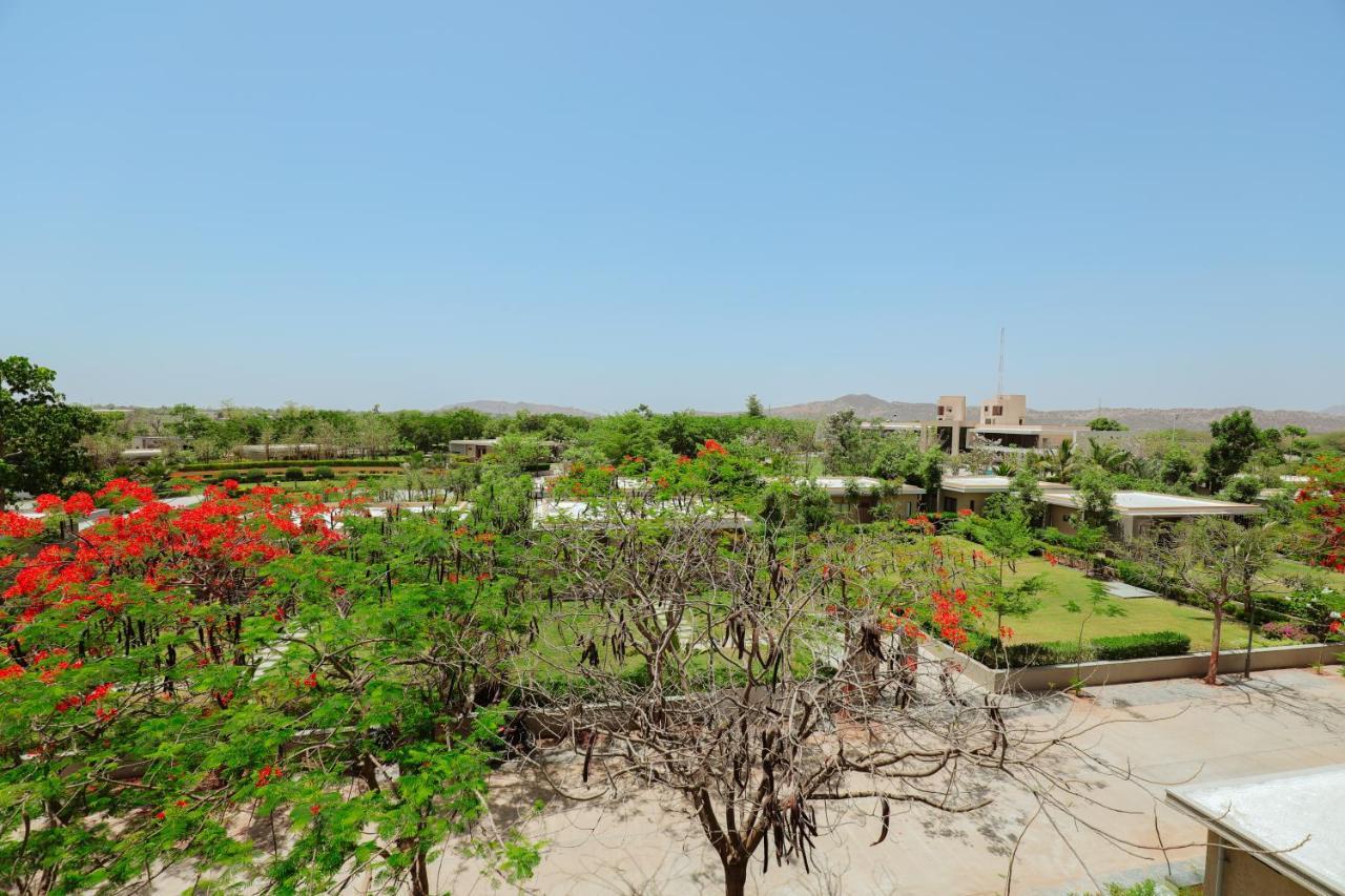 Hotel Club Heaven Palanpur Exteriér fotografie